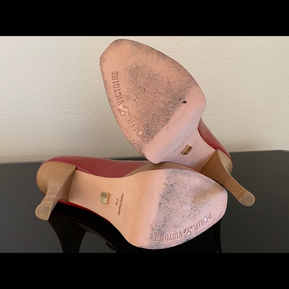 Pour la Victoire red patent platform heels - Picture 5 of 6
